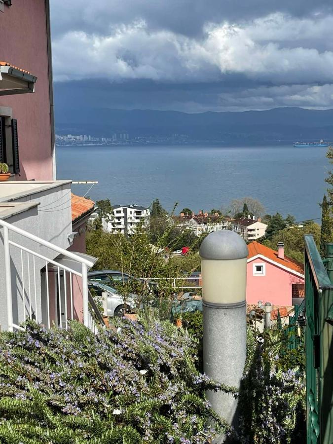 Apartments Lovro ロヴラン エクステリア 写真
