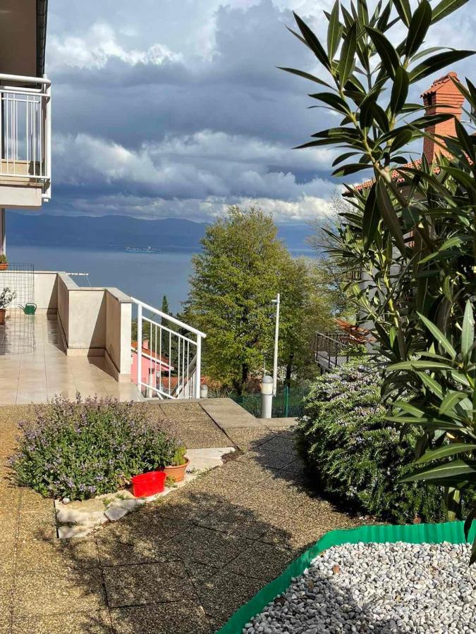 Apartments Lovro ロヴラン エクステリア 写真