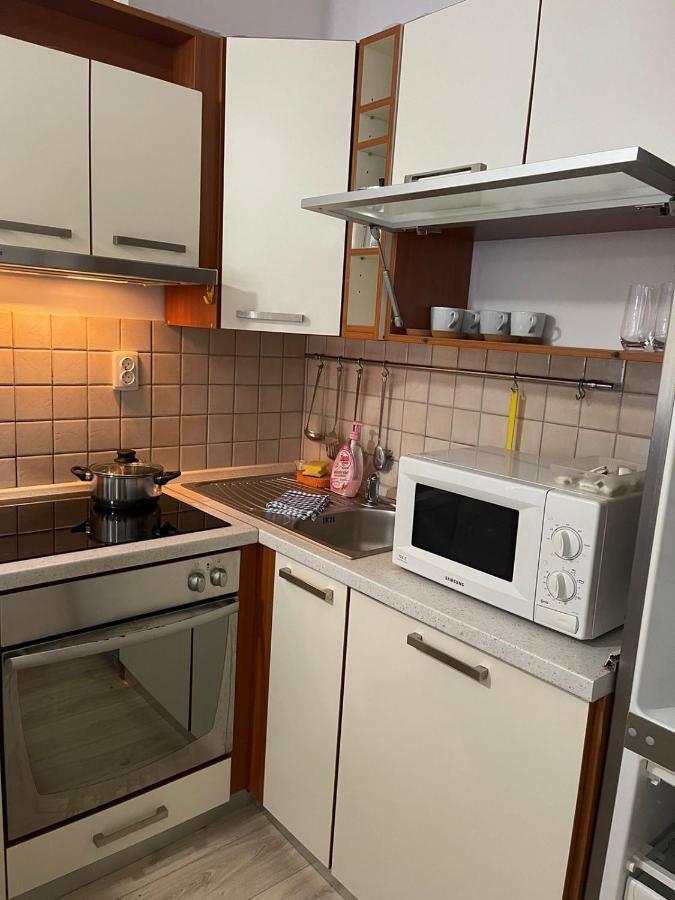 Apartments Lovro ロヴラン エクステリア 写真